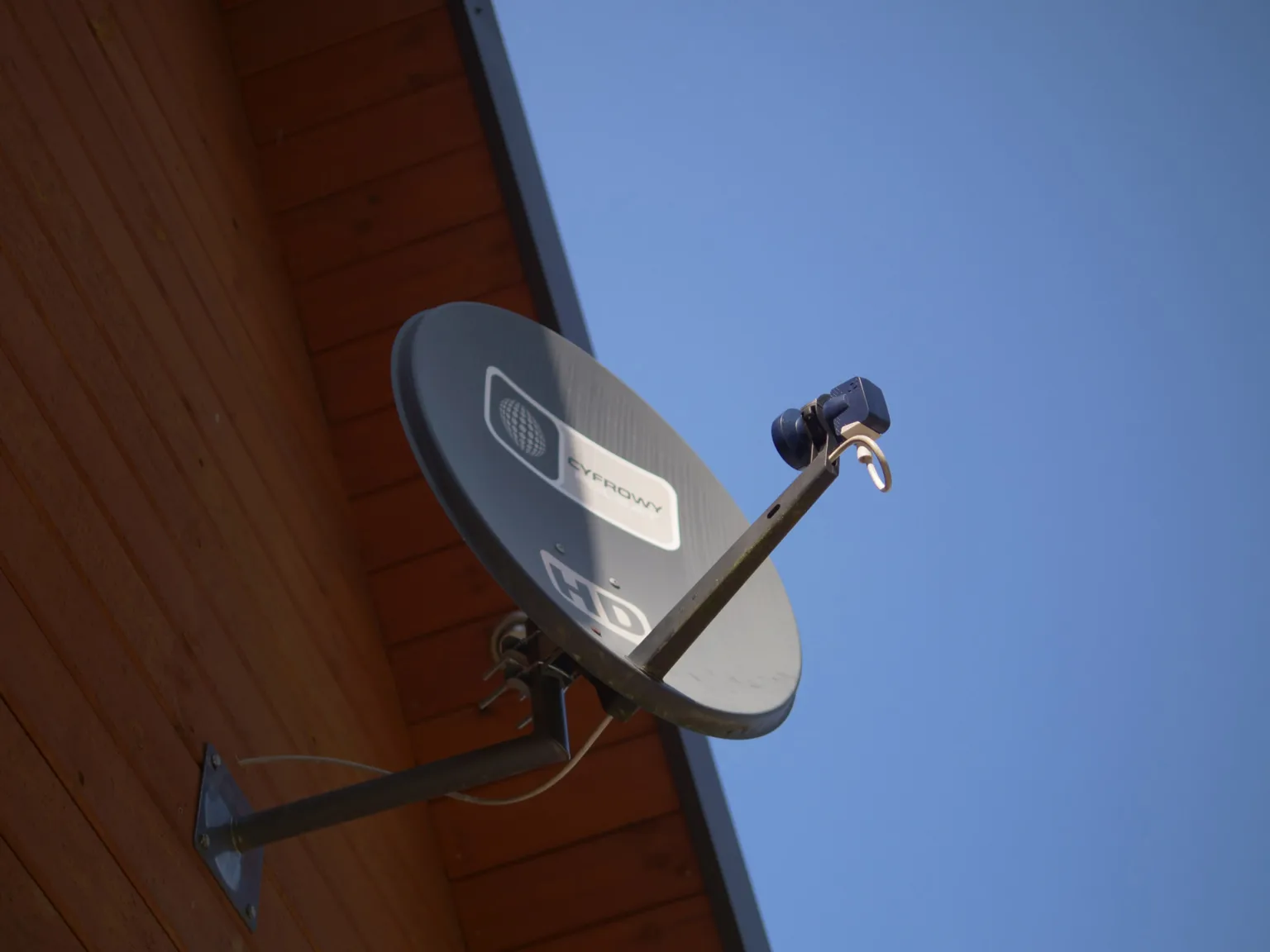Telewizja satelitarna